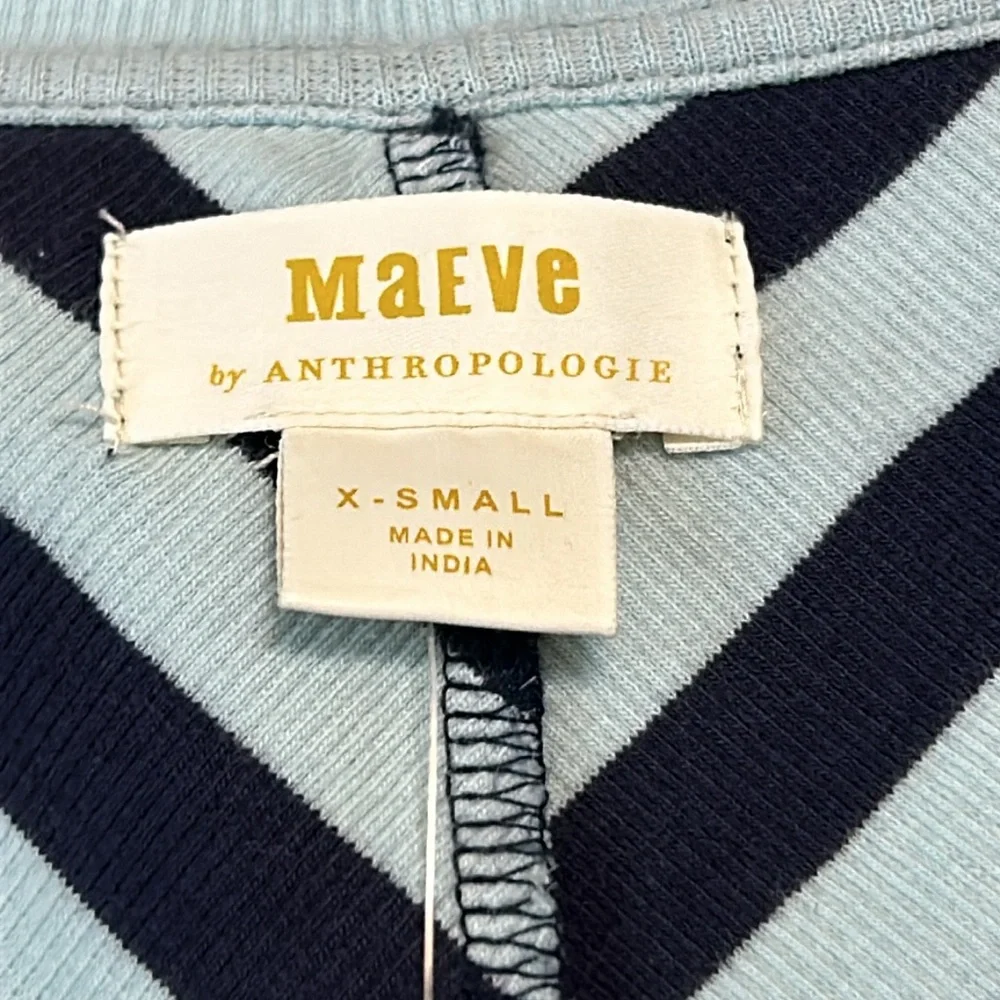 NWT ANTHRO MAEVE XS front zip scoop neck top in blue motif - Picture 4 of 10